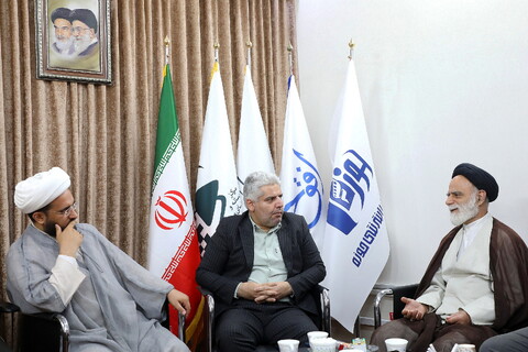 تصاویر/ بازدید رئیس جهاد دانشگاهی قم از خبرگزاری حوزه