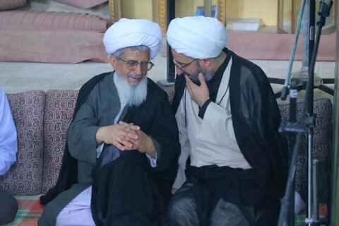 شرکت طلاب دوره میثاق طلبگی حوزه علمیه استان یزد در مراسم حسینیه طزرجان