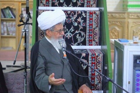 شرکت طلاب دوره میثاق طلبگی حوزه علمیه استان یزد در مراسم حسینیه طزرجان