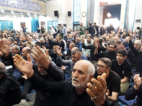 تصاویر/ مراسم ترحیم حجت الاسلام والمسلمین ابوالقاسم مقدس خیابانی، تولیت مدرسه علمیه خاتم الاوصیا(ع)