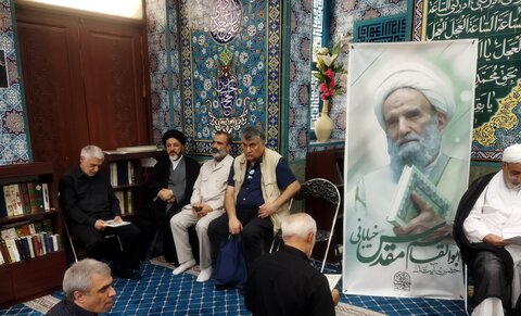 تصاویر/ مراسم ترحیم حجت الاسلام والمسلمین ابوالقاسم مقدس خیابانی، تولیت مدرسه علمیه خاتم الاوصیا(ع)