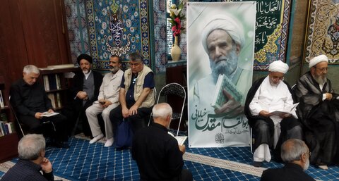 تصاویر/ مراسم ترحیم حجت الاسلام والمسلمین ابوالقاسم مقدس خیابانی، تولیت مدرسه علمیه خاتم الاوصیا(ع)