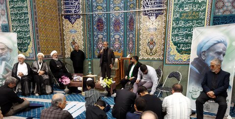 تصاویر/ مراسم ترحیم حجت الاسلام والمسلمین ابوالقاسم مقدس خیابانی، تولیت مدرسه علمیه خاتم الاوصیا(ع)