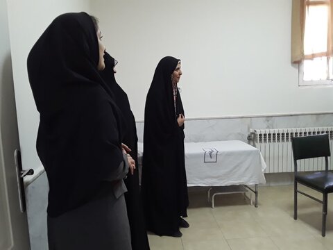 تصاویر/تقدیر از پزشکان و کادر درمان در غرق‌آباد