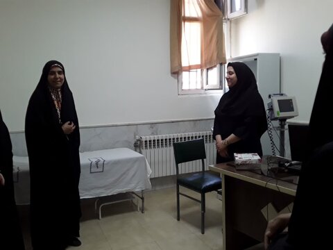 تصاویر/تقدیر از پزشکان و کادر درمان در غرق‌آباد