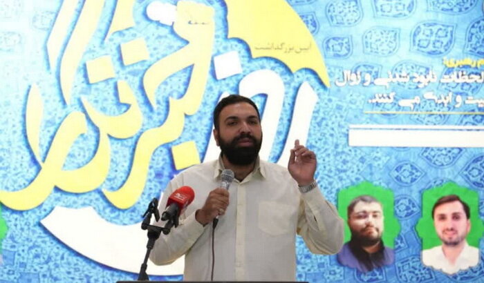 گزارشی از تکریم خبرنگاران در سپاه علی بن ابیطالب(ع) / جهاد تبیین؛ مأموریت مهم امروز رسانهها