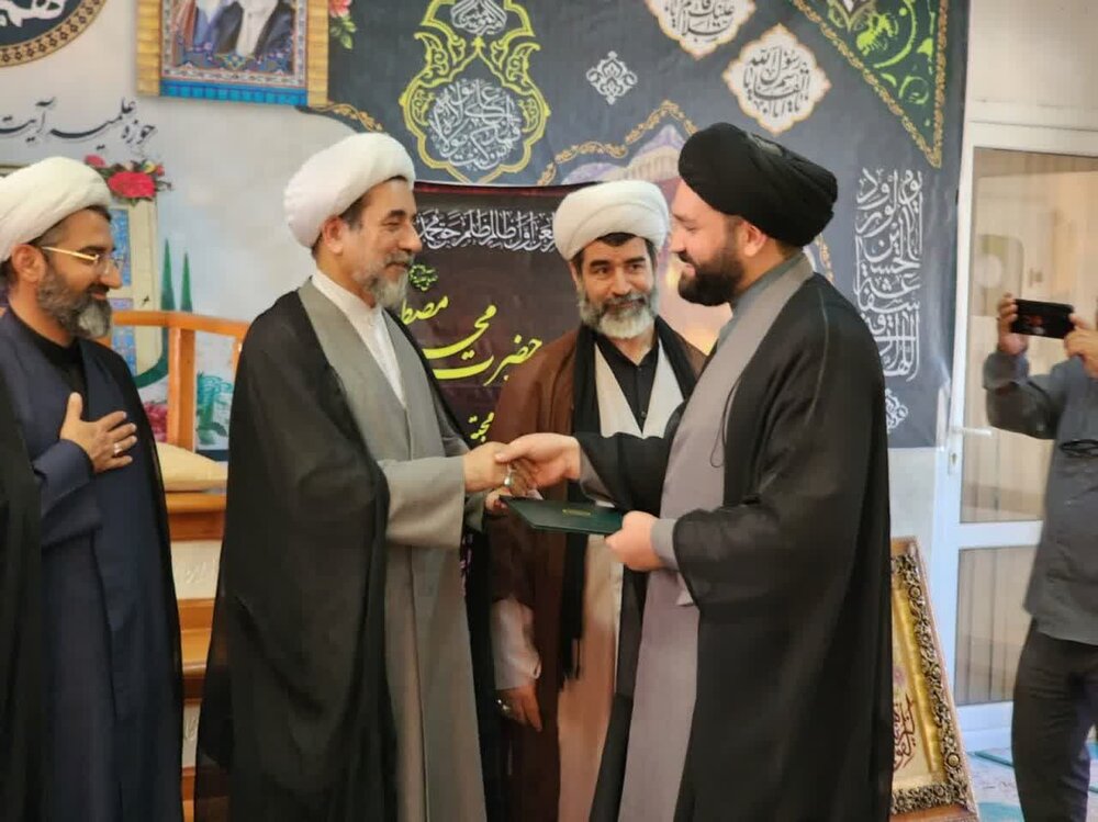 چاوشیان، مدیر مدرسه علمیه آیت الله نائینی شهرستان نائین شد