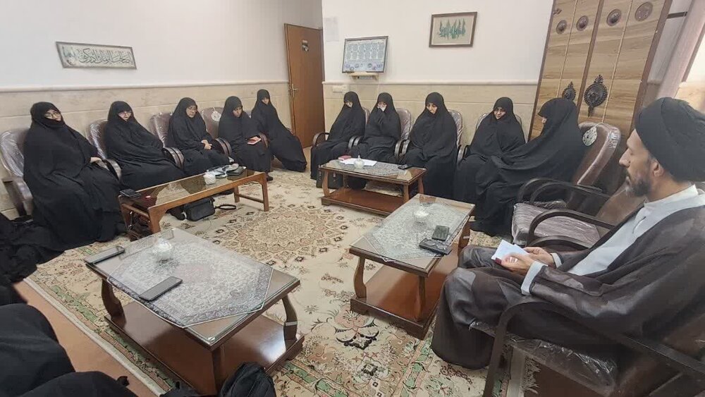 تأکید امام جمعه اردکان بر نقش اخلاق اساتید در تربیت دینی طلاب