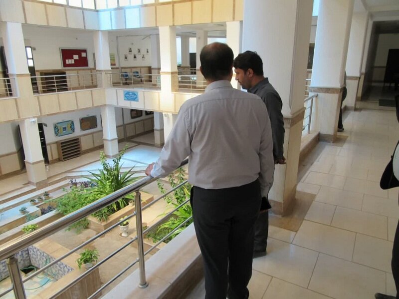 بازدید مدیرکل مرکز عمران و نوسازی حوزه‌های علمیه از مدرسه علمیه حضرت زینب(س)