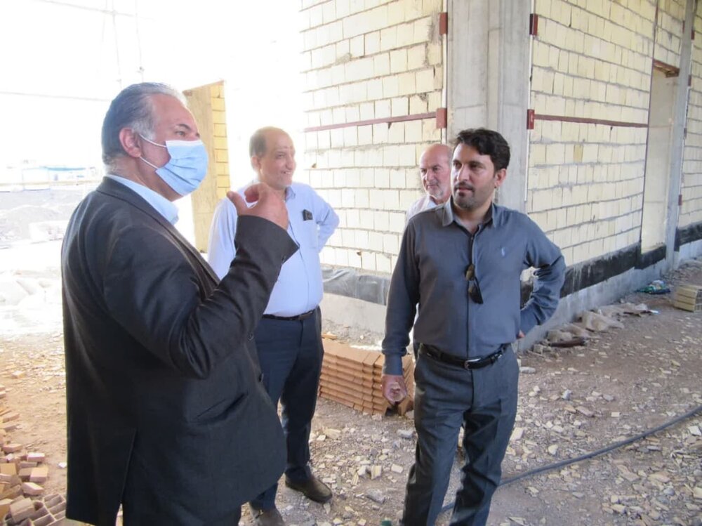 بازدید مدیرکل عمران حوزههای علمیه خواهران از پروژه در حال ساخت مدرسه علمیه فاطمیه اشکذر