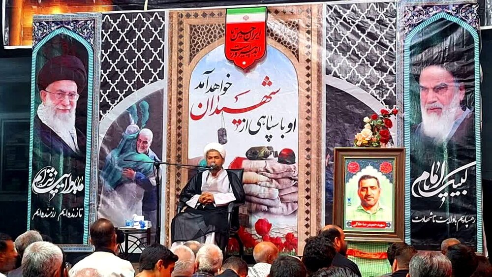 یادواره شهدا جشن وفاداری و تجدید بیعت با پرچمداران ایثار و شهادت است