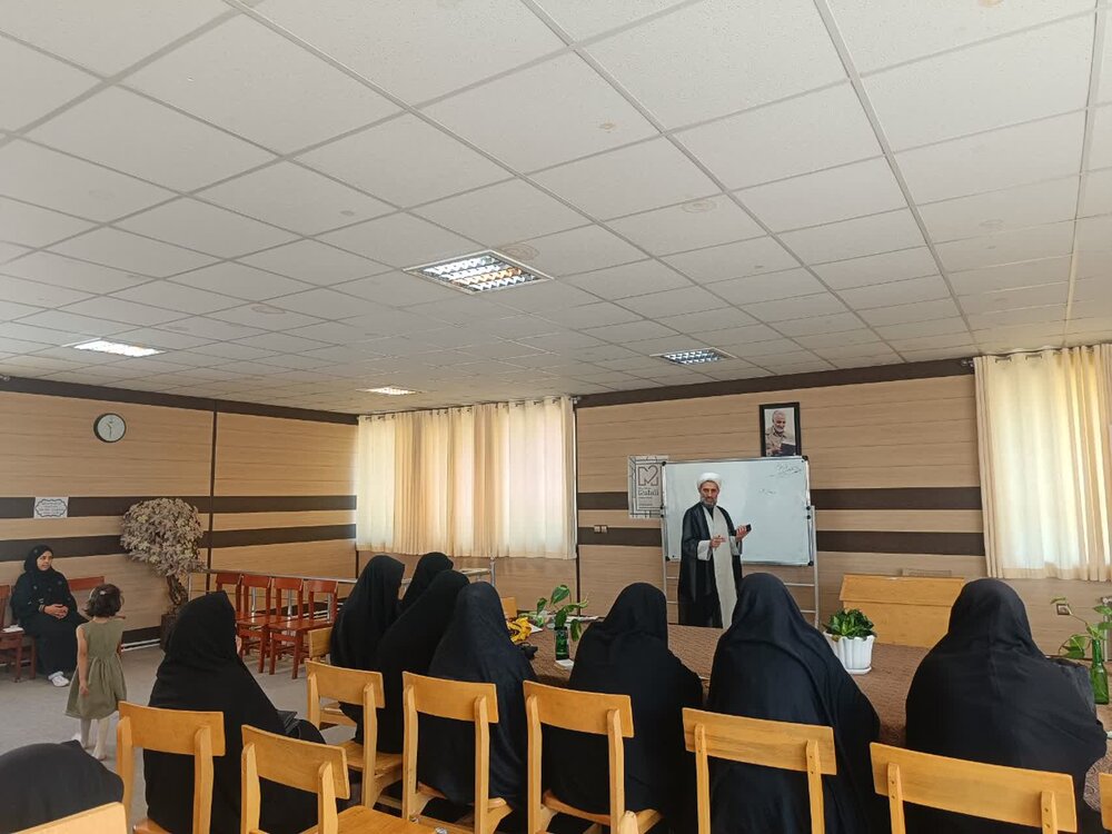 برگزاری کارگاه سلامت روح و روان بانوان در آشتیان