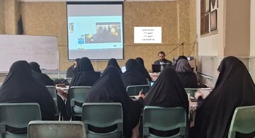 بانوان طلبه آموزش‌های مقدماتی و تکمیلی هوش مصنوعی را فراگرفتند