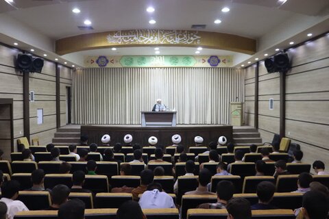 آیین افتتاحیه سالتحصیلی مدرسه علمیه امام خامنه‌ای ارومیه