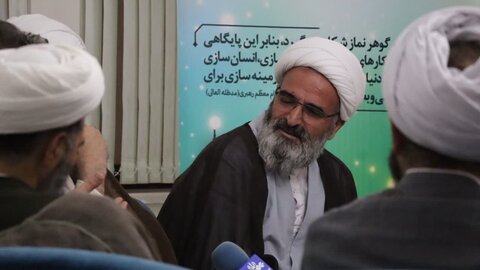 تصاویر/ جلسه قرارگاه پشتیبانی و راهبری مساجد استان‌ سمنان