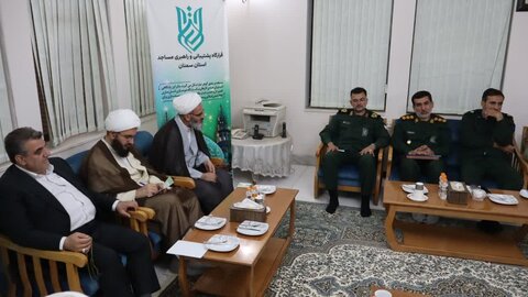 تصاویر/ جلسه قرارگاه پشتیبانی و راهبری مساجد استان‌ سمنان