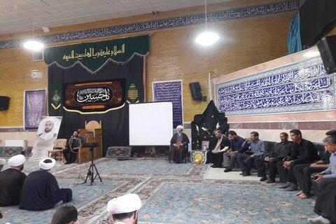 تصاویر/ آیین گرامیداشت هفتمین روز درگذشت طلبه  فاضل و جهادی کرمانشاهی