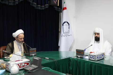 تصاویر/ دیدار امام جمعه شهر صحار عمان با آیت الله رجبی