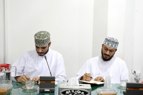 تصاویر/ دیدار امام جمعه شهر صحار عمان با آیت الله رجبی
