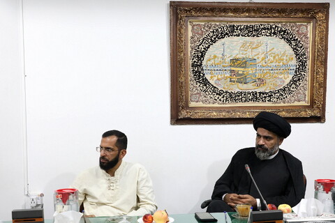 تصاویر/ دیدار امام جمعه شهر صحار عمان با آیت الله رجبی