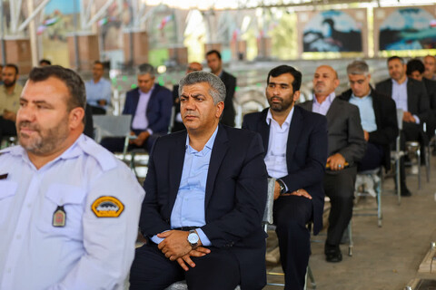 تصاویر | برگزاری آیین غبارروبی گلزار شهدا و تجدید میثاق با آرمان‌های انقلاب و شهدا به مناسبت هفته دولت در تبریز