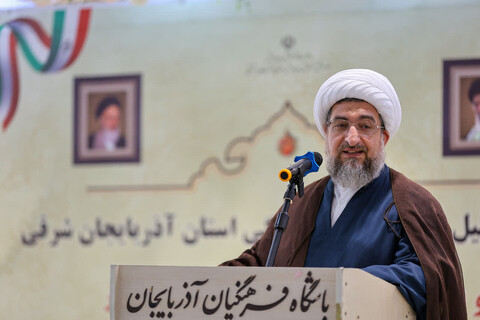 تصاویر |  مراسم تجلیل از آزادگان فرهنگی استان و جمعی از خانواده های شهدای اقتدار در تبریز