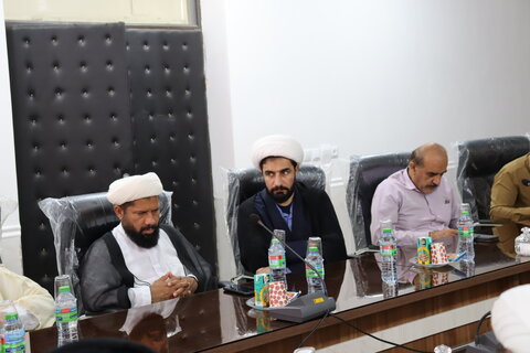 تصاویر/ تجلیل از ائمه جمعه و جماعات شهرستان دیر