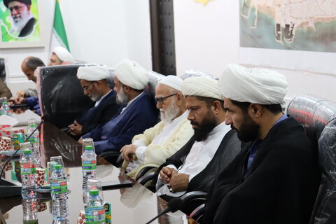 تصاویر/ تجلیل از ائمه جمعه و جماعات شهرستان دیر