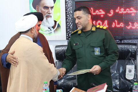 تصاویر/ تجلیل از ائمه جمعه و جماعات شهرستان دیر