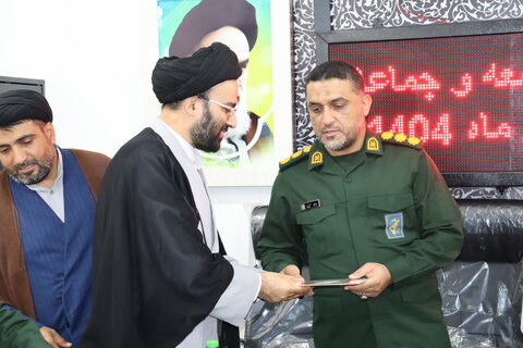 تصاویر/ تجلیل از ائمه جمعه و جماعات شهرستان دیر