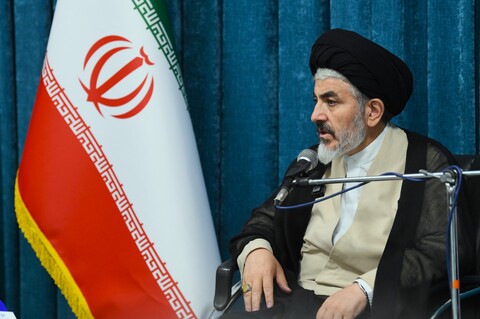 تصاویر/  دیدار وزیر ارتباطات و فناوری اطلاعات با نماینده ولی فقیه در آذربایجان غربی