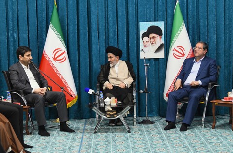 تصاویر/  دیدار وزیر ارتباطات و فناوری اطلاعات با نماینده ولی فقیه در آذربایجان غربی