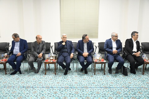 تصاویر/  دیدار وزیر ارتباطات و فناوری اطلاعات با نماینده ولی فقیه در آذربایجان غربی