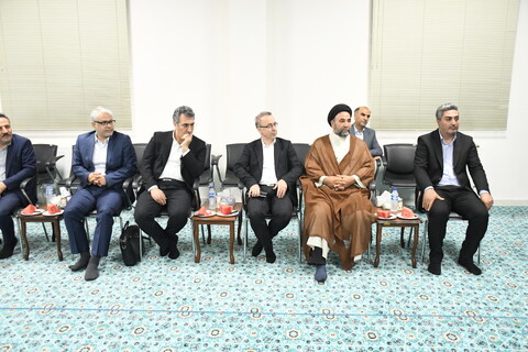 تصاویر/  دیدار وزیر ارتباطات و فناوری اطلاعات با نماینده ولی فقیه در آذربایجان غربی