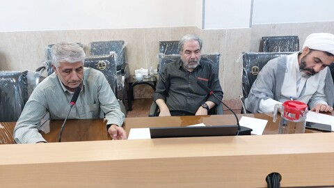 تصاویر| نشست کارگروه فلسفه و امتداد اجتماعی دبیرخانه حوزه پیشرو و سرآمد در اصفهان