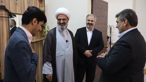 تصاویر/ دیدار نماینده ولی‌فقیه در استان با مدیران و کارکنان استانداری سمنان