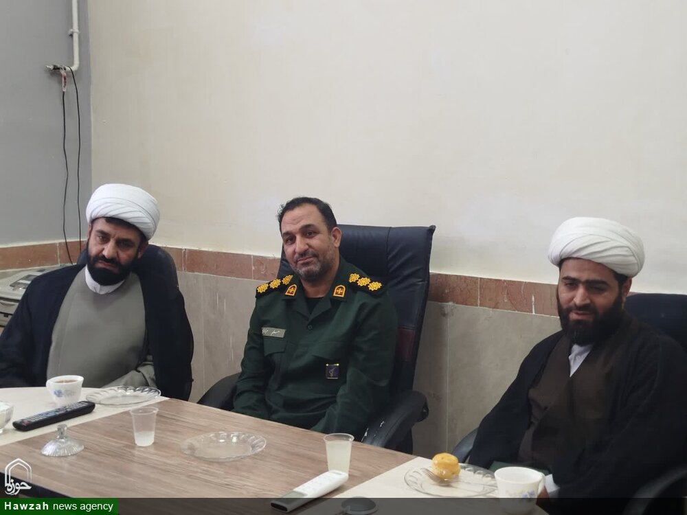 دیدار امام جمعه و روحانیون دلفان با فرمانده سپاه ناحیه مقاومت بسیج دلفان