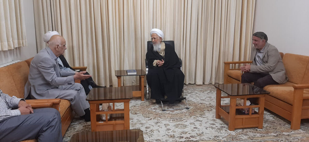 حضرت آیت الله جوادی آملی در دیدار اعضاء هیأت مدیره موسسه جمعیت تعاون اسلامی