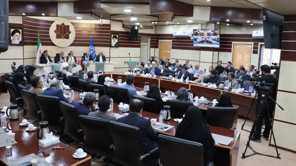 مردم در آزمون جنگ ۱۲روزه سربلند بودند+عکس