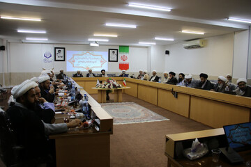 تصاویر/ نشست ماهانه مدیران مدارس علمیه اصفهان