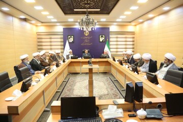 دیدار مسئولان نهادهای حوزوی زنجان با استاندار زنجان به مناسبت هفته دولت