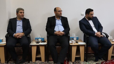 تصاویر/ دیدار نماینده ولی‌فقیه در استان سمنان با رئیس سازمان امور مالیاتی کشور