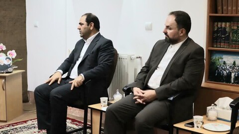 تصاویر/ دیدار نماینده ولی‌فقیه در استان سمنان با رئیس سازمان امور مالیاتی کشور