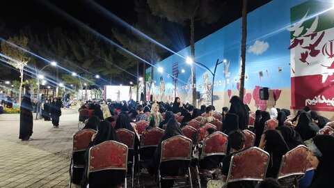 تصاویر/ اولین یادواره بانوان شهیده دیار کریمان