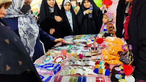 تصاویر/ اولین یادواره بانوان شهیده دیار کریمان