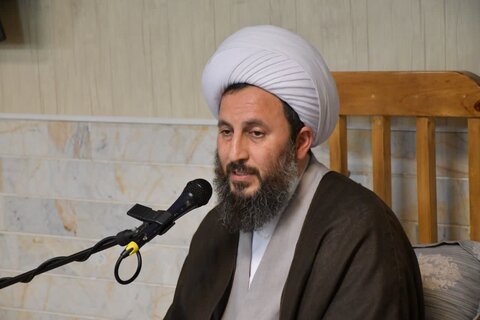 تصاویر/ هفتادمین جلسه از سلسله جلسات تفسیر قرآن کریم در خوی