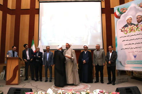 تصاویر/ آئین تکریم و معارفه مسئول نهاد نمایندگی مقام معظم رهبری در دانشگاه های آزاد اسلامی استان آذربایجان شرقی