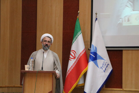 تصاویر/ آئین تکریم و معارفه مسئول نهاد نمایندگی مقام معظم رهبری در دانشگاه های آزاد اسلامی استان آذربایجان شرقی