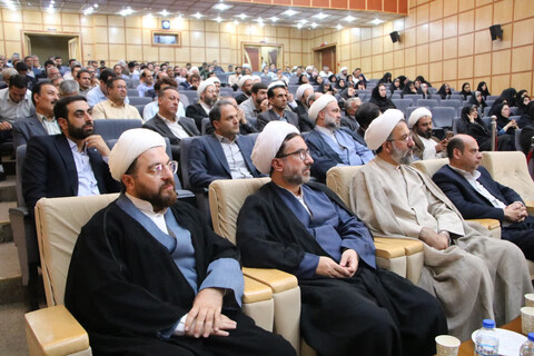 تصاویر/ آئین تکریم و معارفه مسئول نهاد نمایندگی مقام معظم رهبری در دانشگاه های آزاد اسلامی استان آذربایجان شرقی