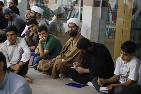 تصاویر / درس اخلاق امام جمعه همدان ویژه طلاب شرکت کننده در میثاق طلبگی